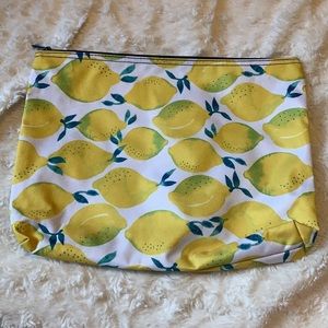 Thirty-one zipper pouch